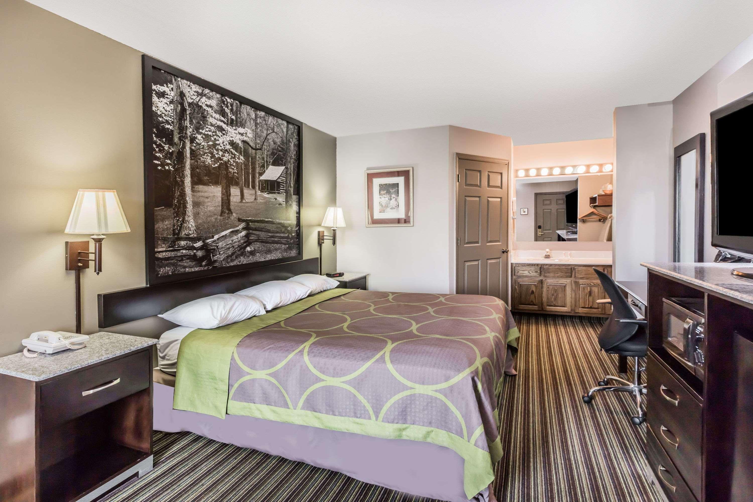 Super 8 By Wyndham Clinton Exterior foto
